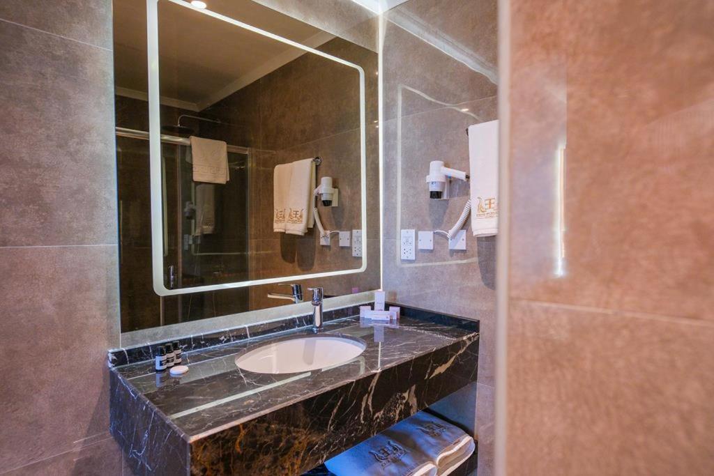 Ekor Elegance Hotel Фамагуста Экстерьер фото